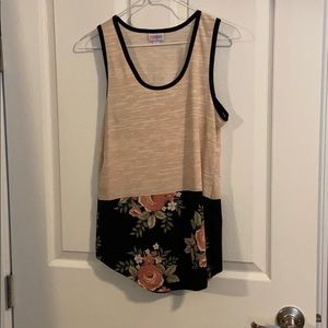 NWOT - LulaRoe tank - small